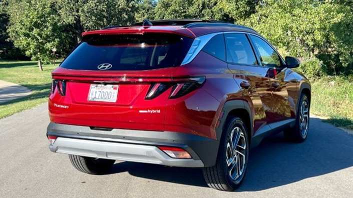 2025 hyundai tucson hybrid
